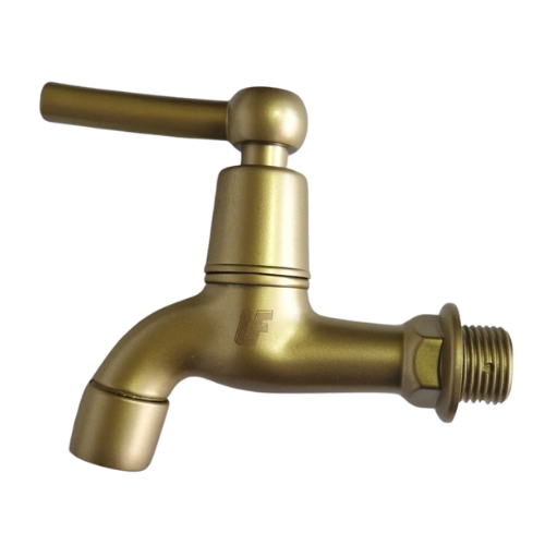 LLAVE JARDIN PLASTICA CON PALANCA DORADA